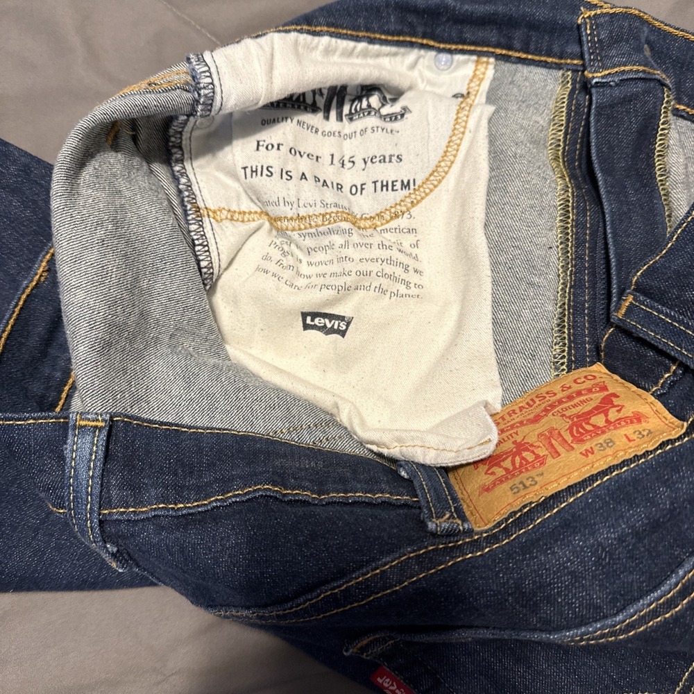 Levis 513 Jeans Mens 38x32 Blue Distressed Slim Straight Pockets Modern - Picture 7 of 9